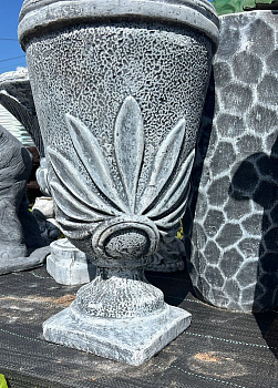 Ваза декоративная М046 (бетон)