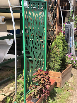 Цветочница Стена с кашпо (металл, кашпо пластик)